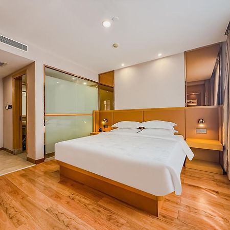 Super 8 Hotel Select Guangzhou Railway Station Xicun Subway Station Екстер'єр фото