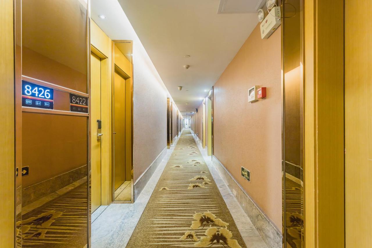 Super 8 Hotel Select Guangzhou Railway Station Xicun Subway Station Екстер'єр фото