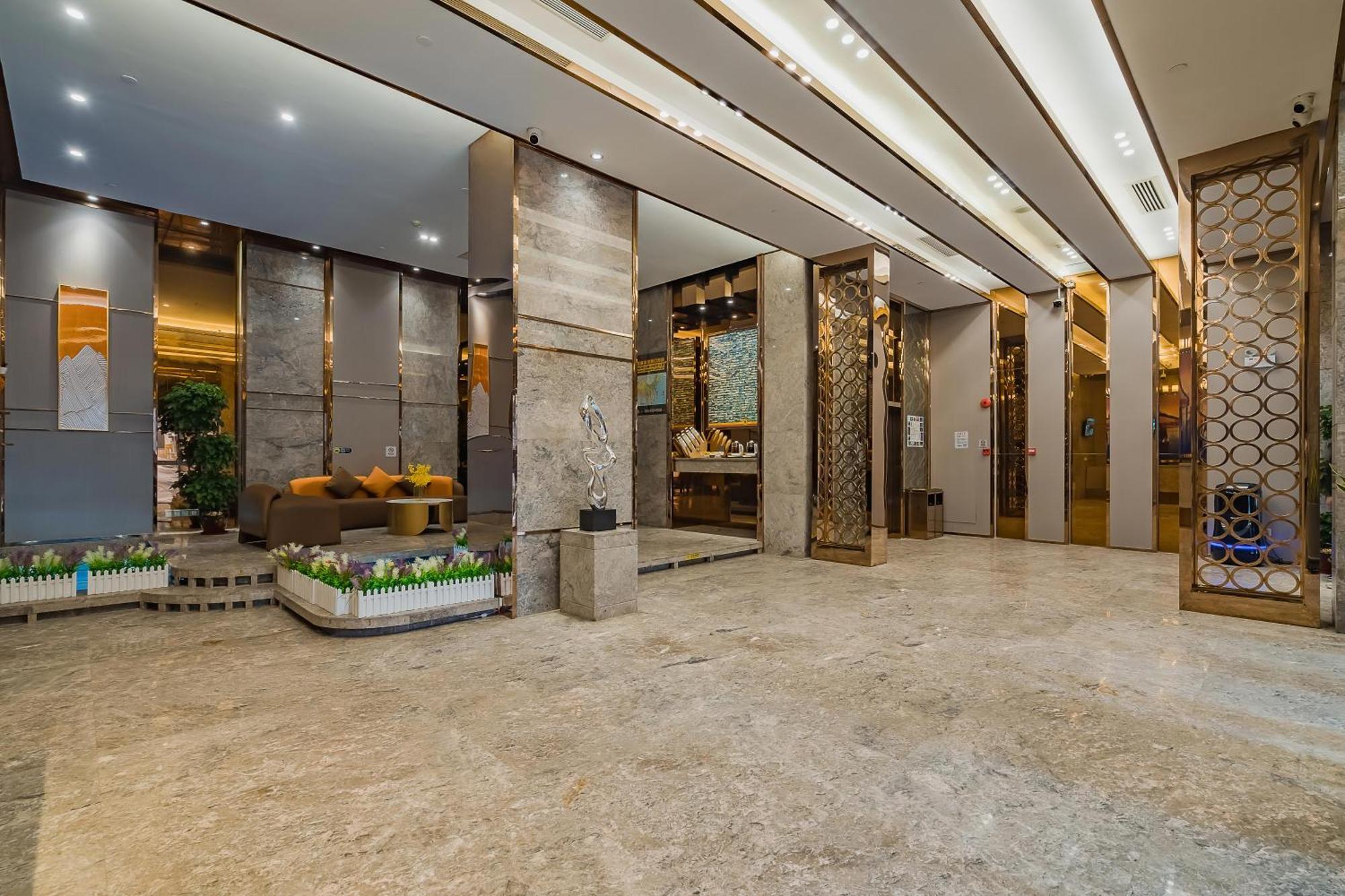 Super 8 Hotel Select Guangzhou Railway Station Xicun Subway Station Екстер'єр фото