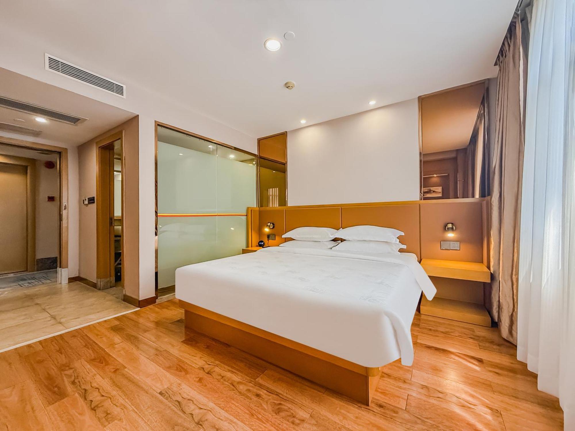 Super 8 Hotel Select Guangzhou Railway Station Xicun Subway Station Екстер'єр фото